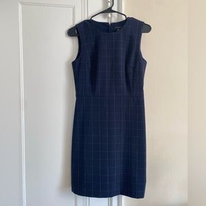 Ann Taylor Shell Dress in Navy Size 2 Petite